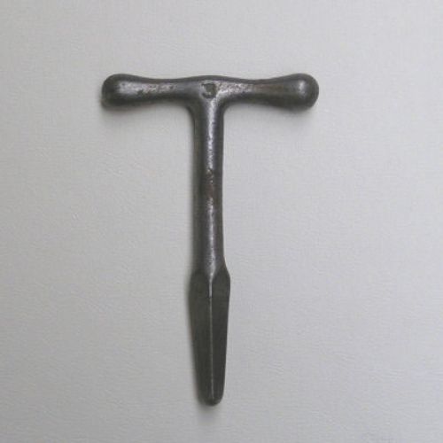 Picture of Carriage Key